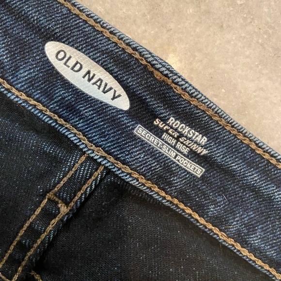 Old Navy Rockstar Super Skinny High Rise Secret Slim Pockets Blue Black Size 10 - Picture 13 of 13